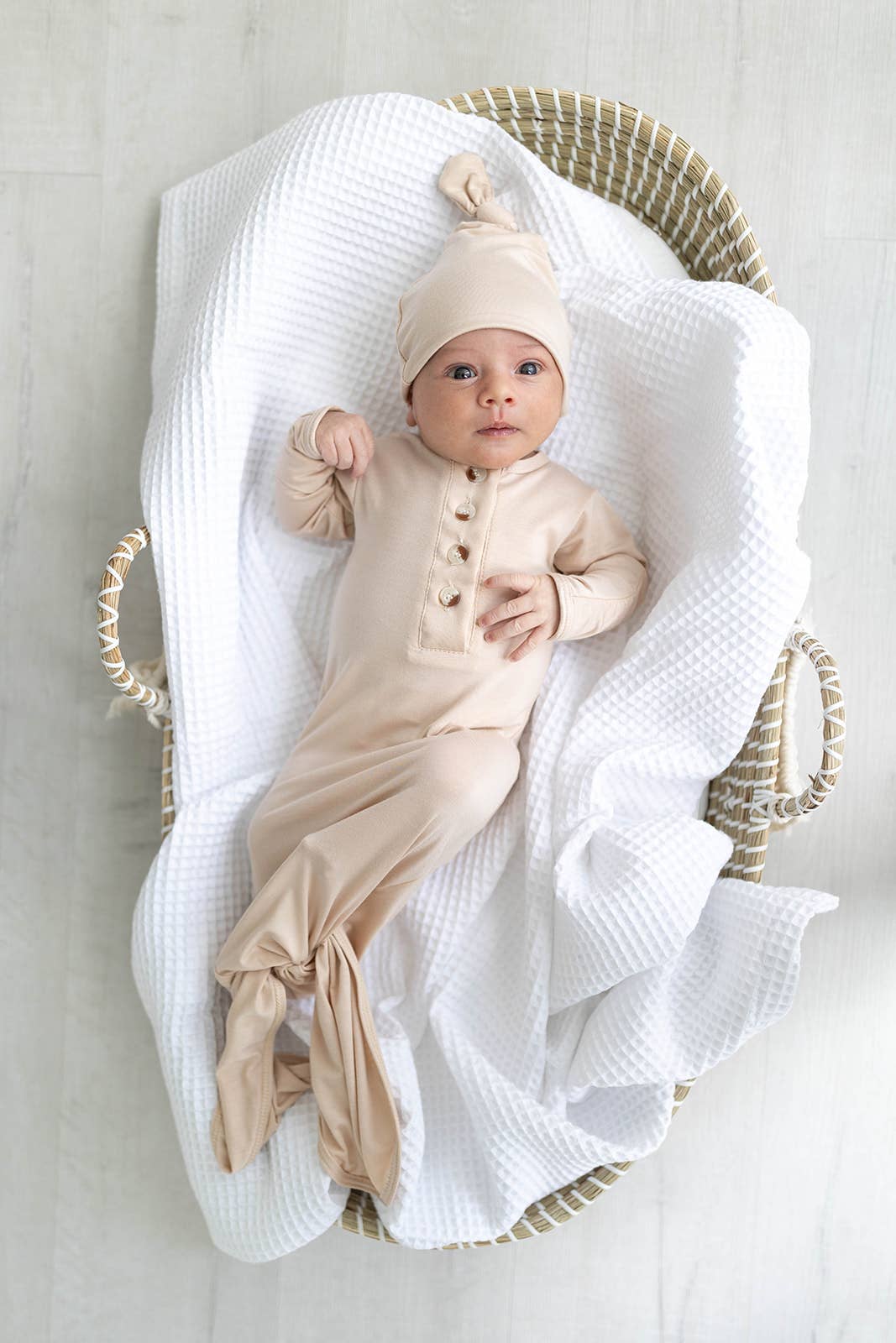 Newborn Knotted Baby Gown and Hat Sets - Baby Clothing